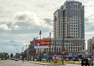 в системе освещения нового бизнес-центра «Fort Tower» в Санкт-Петербурге использованы ДВО IEK